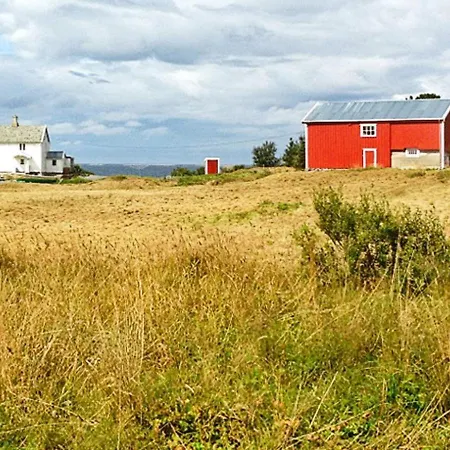 Six-bedroom In