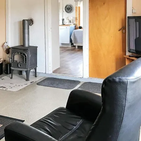 Six-bedroom In Hébergement de vacances *