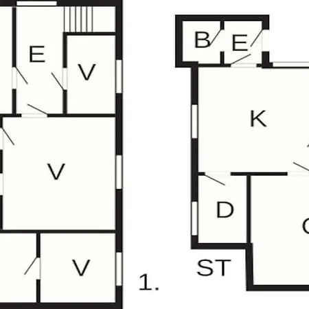 Six-bedroom In *